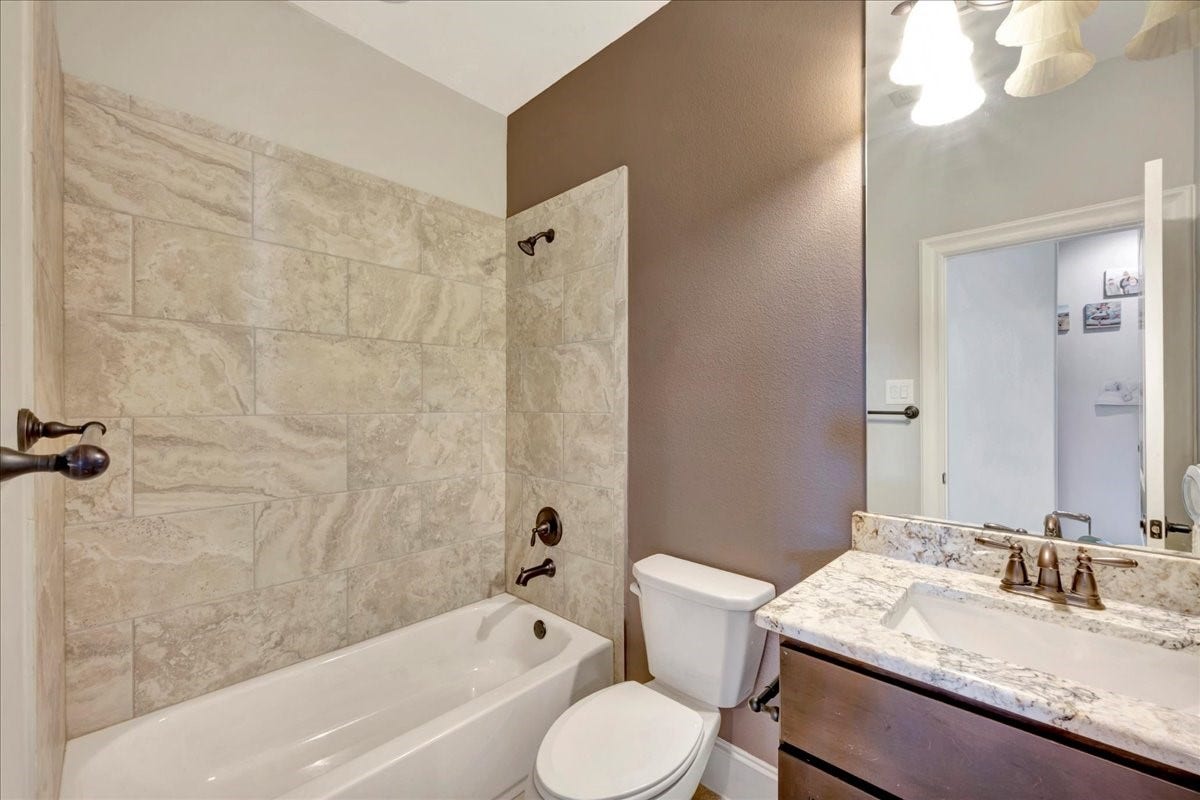 1310 Tamina Pass Lane, Friendswood, TX 77546 1310 Tamina Pass Lane, Friendswood, TX 77546