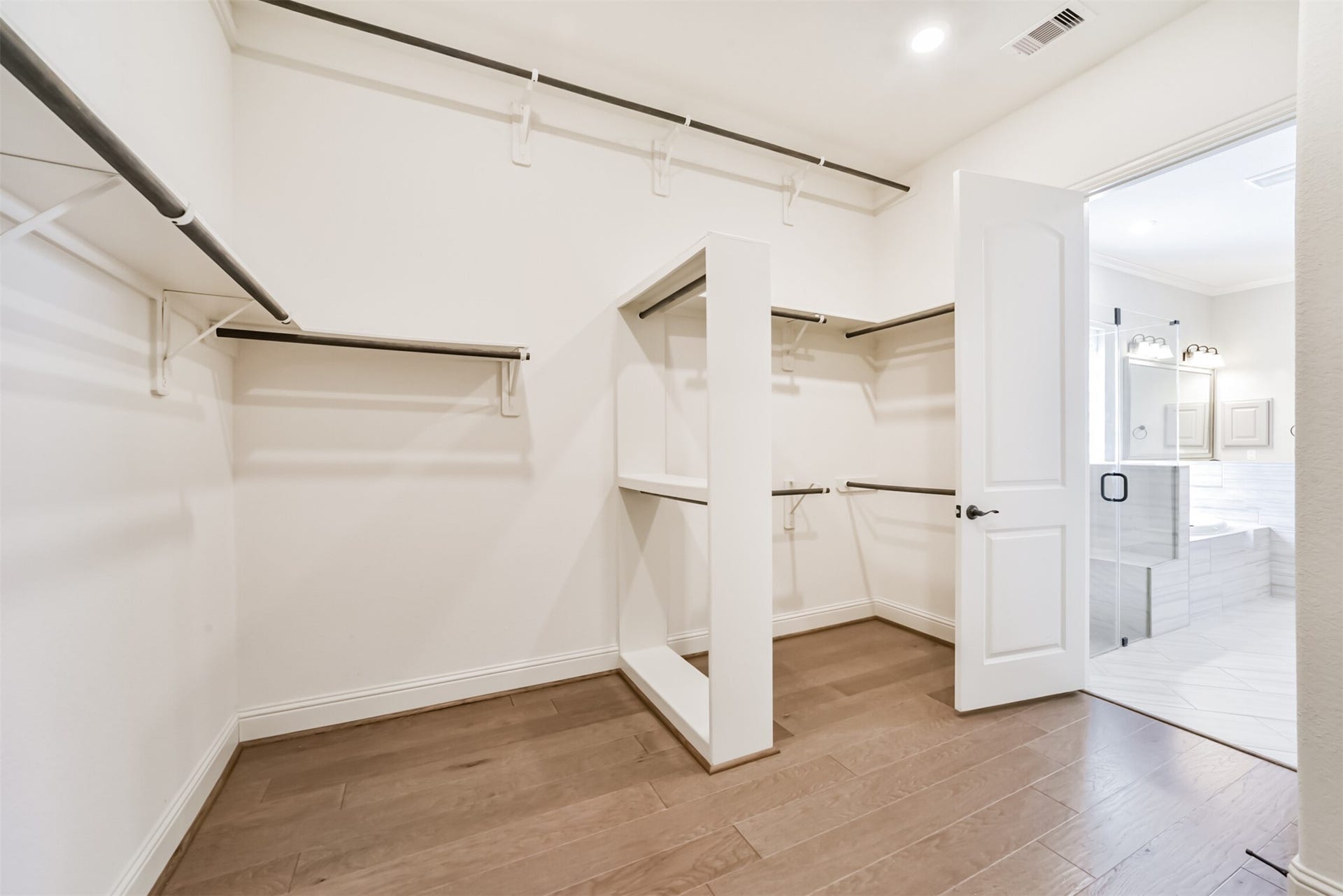 5046 Robin Park Court, Porter, TX 77365 5046 Robin Park Court, Porter, TX 77365