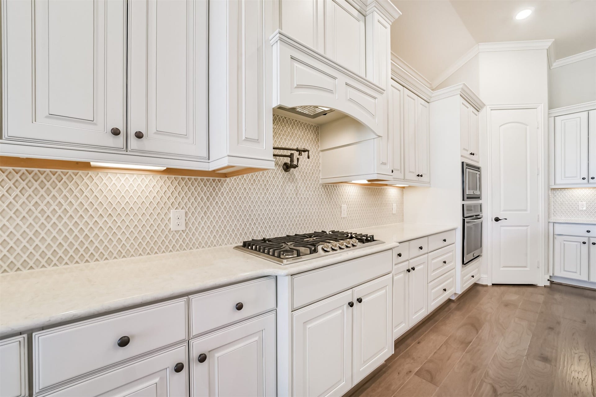 5046 Robin Park Court, Porter, TX 77365 5046 Robin Park Court, Porter, TX 77365