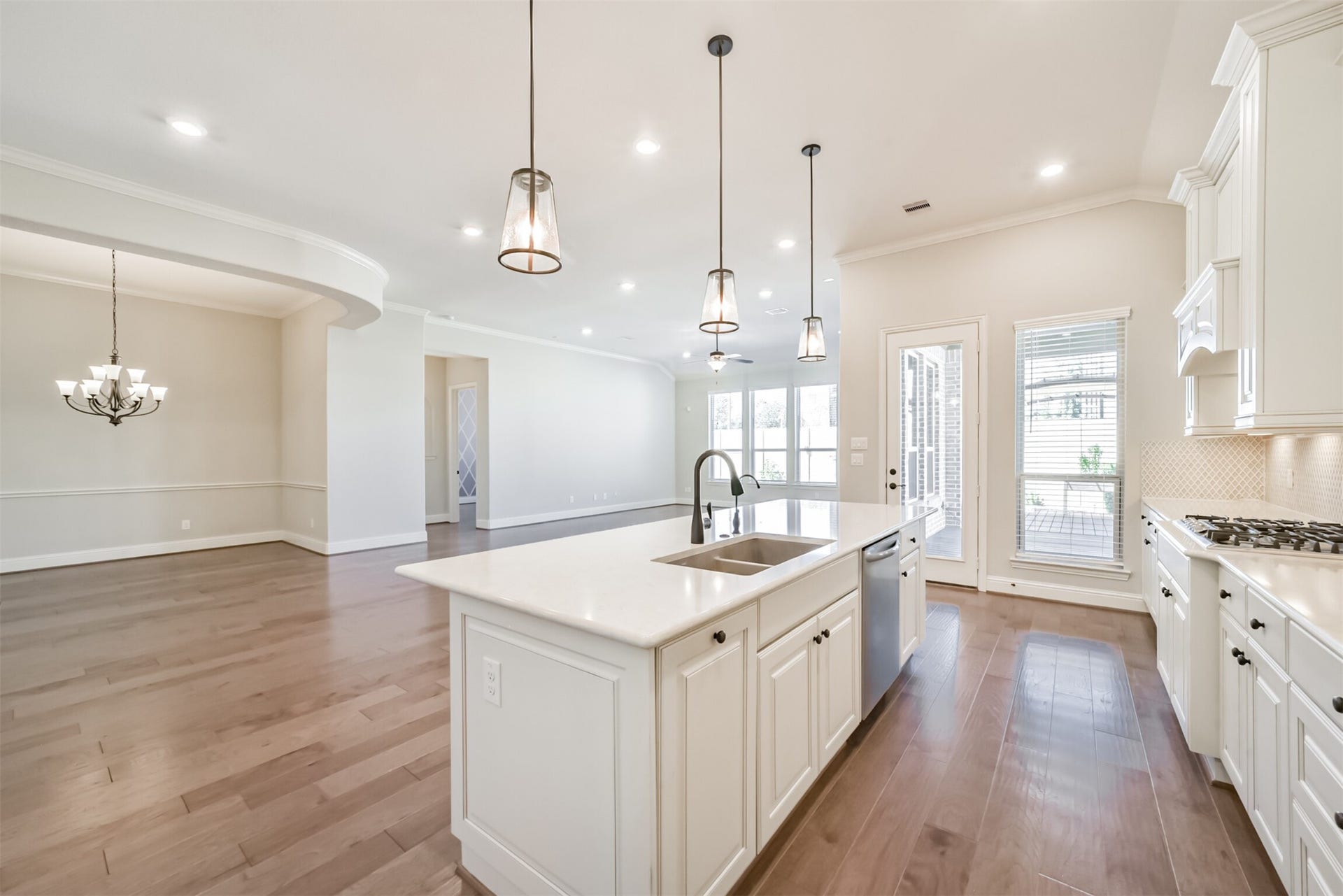 5046 Robin Park Court, Porter, TX 77365 5046 Robin Park Court, Porter, TX 77365