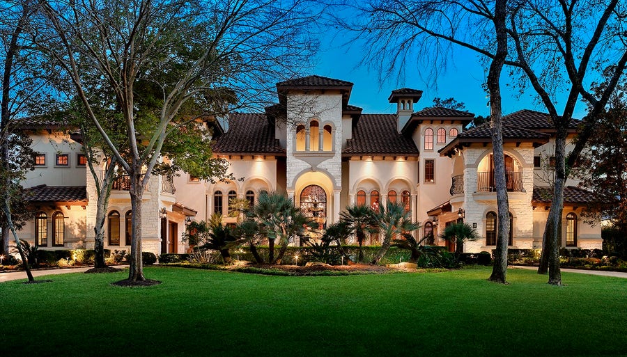 Property photo for 19 Hepplewhite Way, The Woodlands, TX