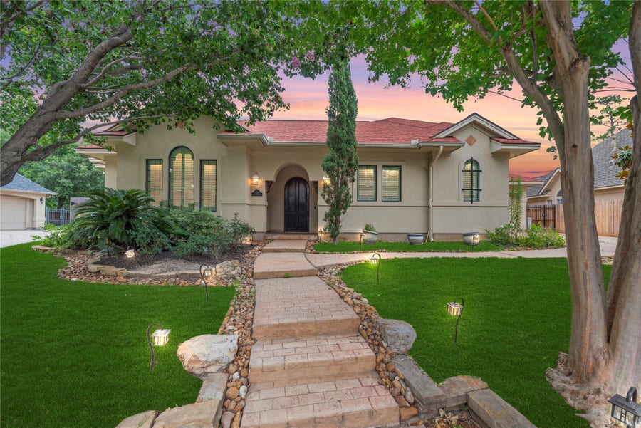 Property photo for 16610 Champagne Falls Court, Spring, TX
