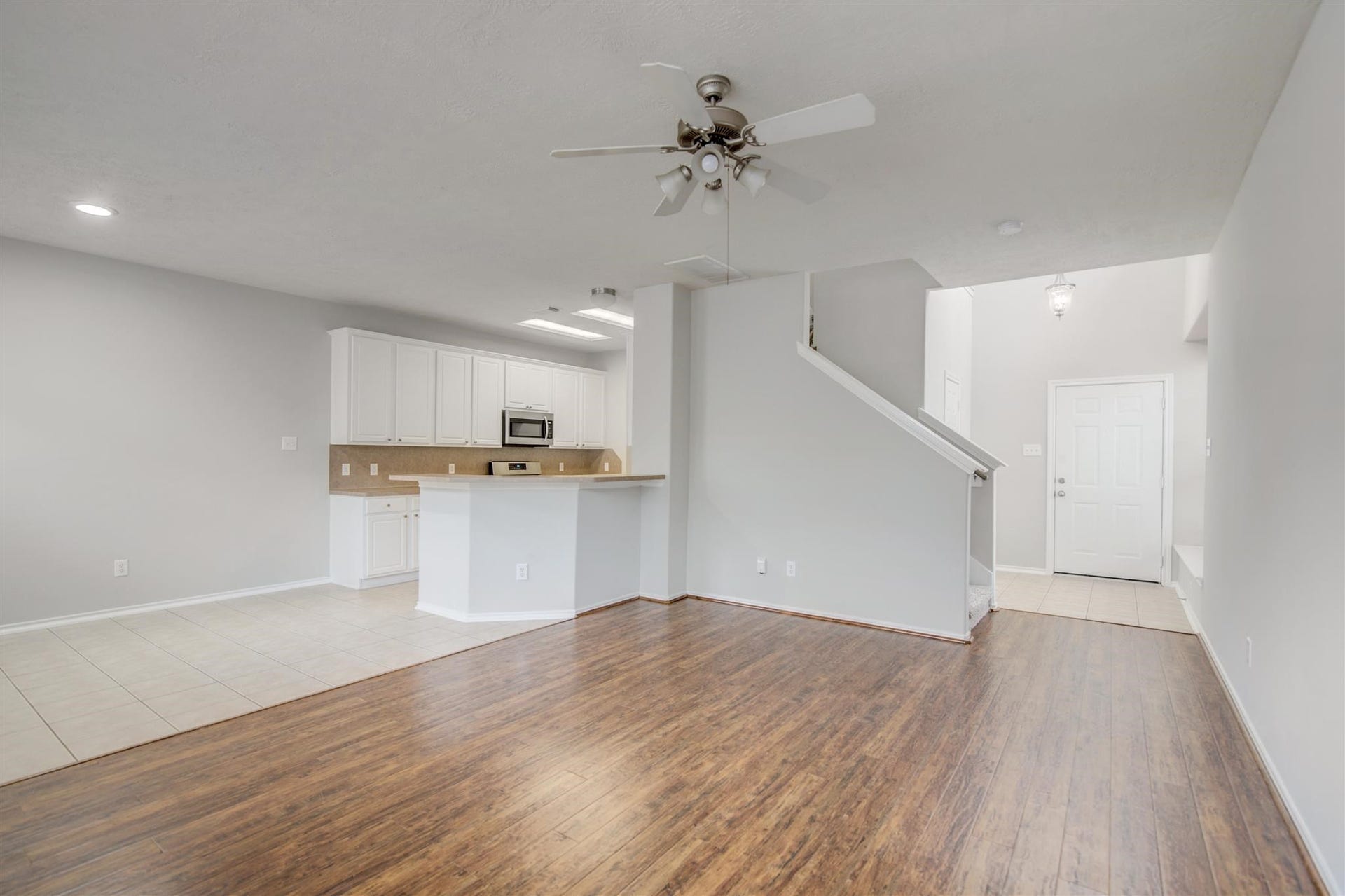 58 S Burberry Park Circle, The Woodlands, TX 77382 58 S Burberry Park Circle, The Woodlands, TX 77382