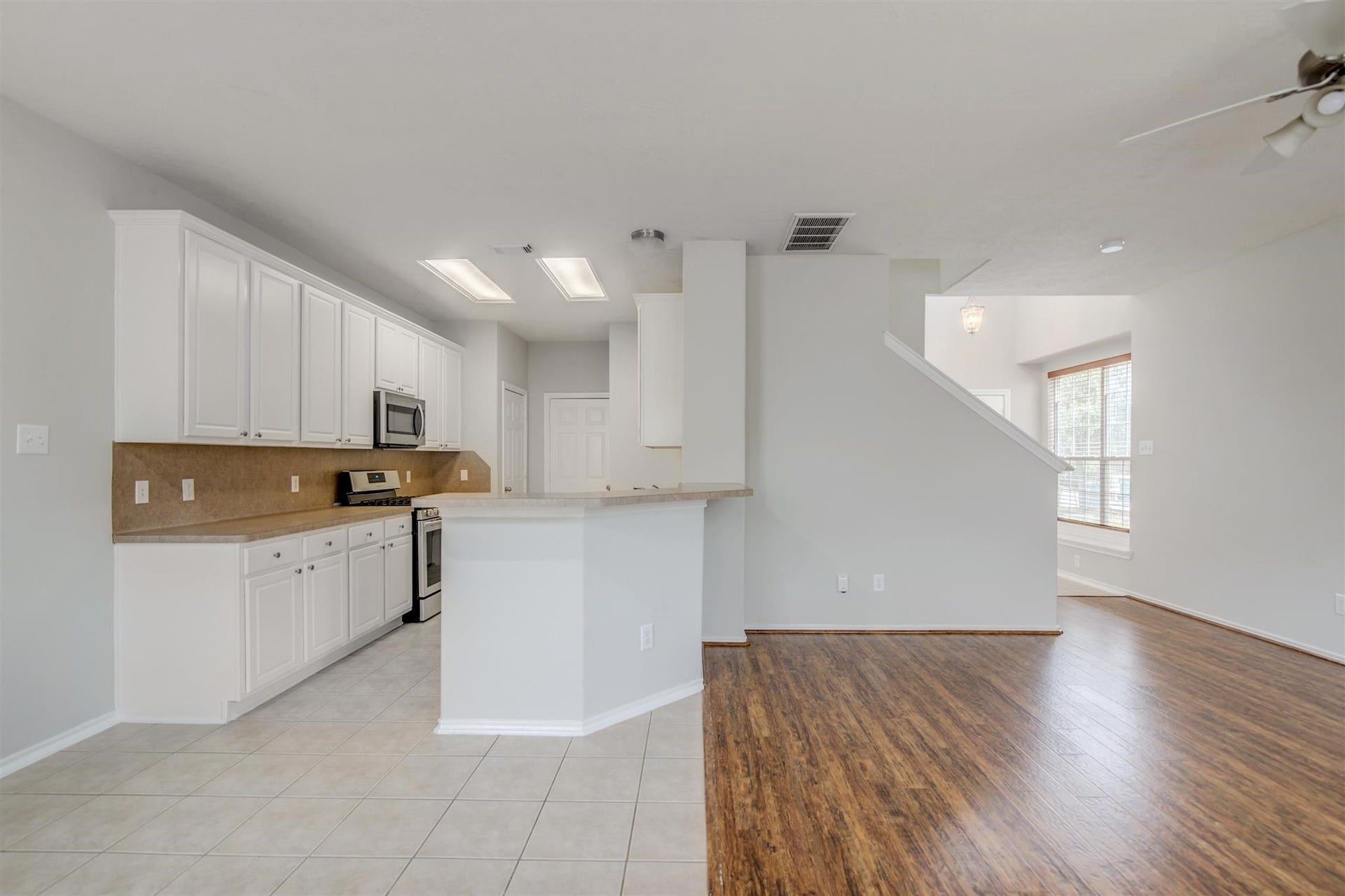 58 S Burberry Park Circle, The Woodlands, TX 77382 58 S Burberry Park Circle, The Woodlands, TX 77382