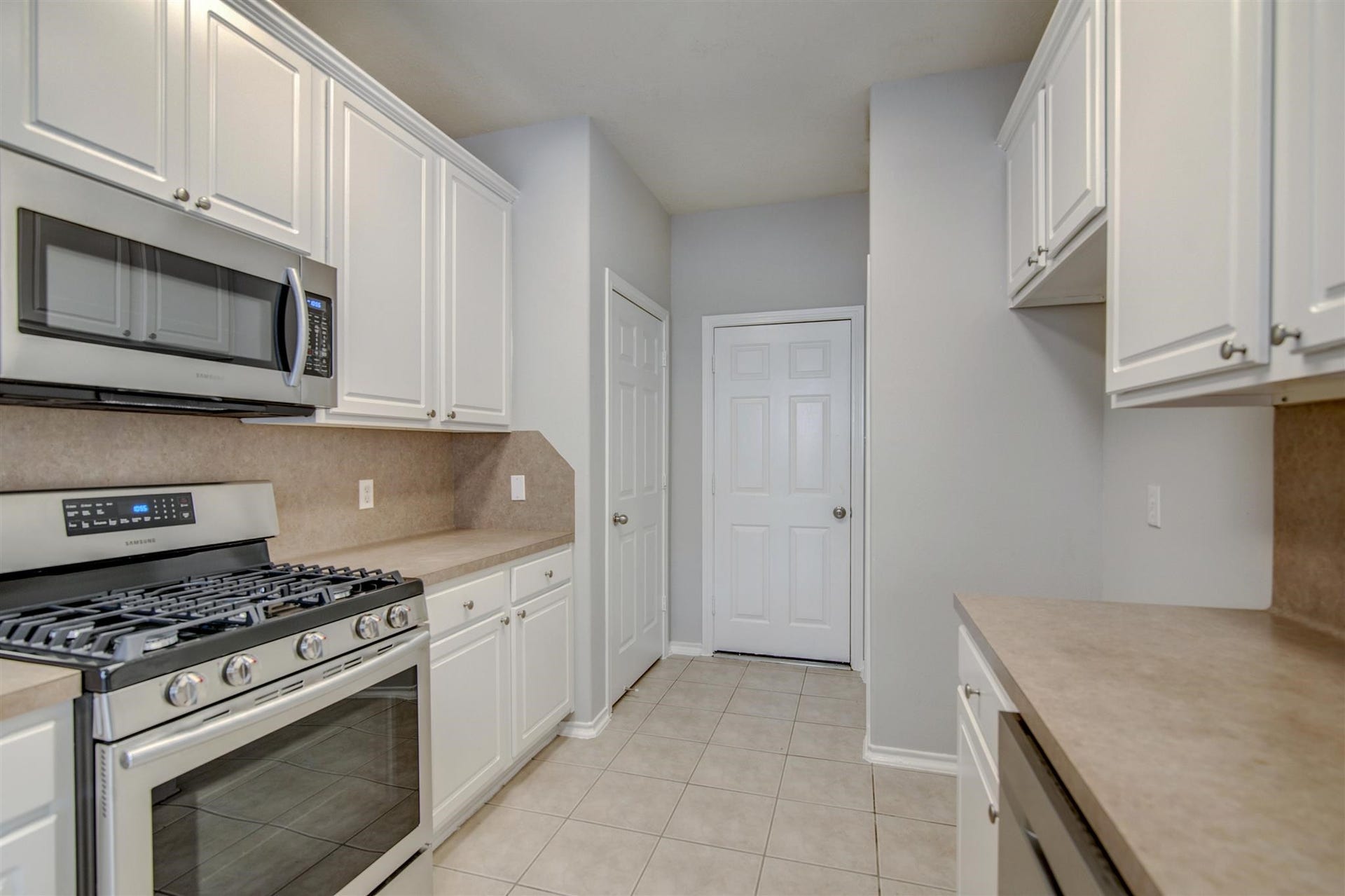 58 S Burberry Park Circle, The Woodlands, TX 77382 58 S Burberry Park Circle, The Woodlands, TX 77382