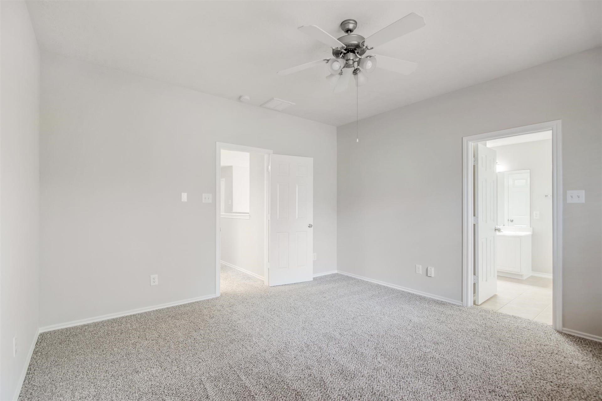 58 S Burberry Park Circle, The Woodlands, TX 77382 58 S Burberry Park Circle, The Woodlands, TX 77382