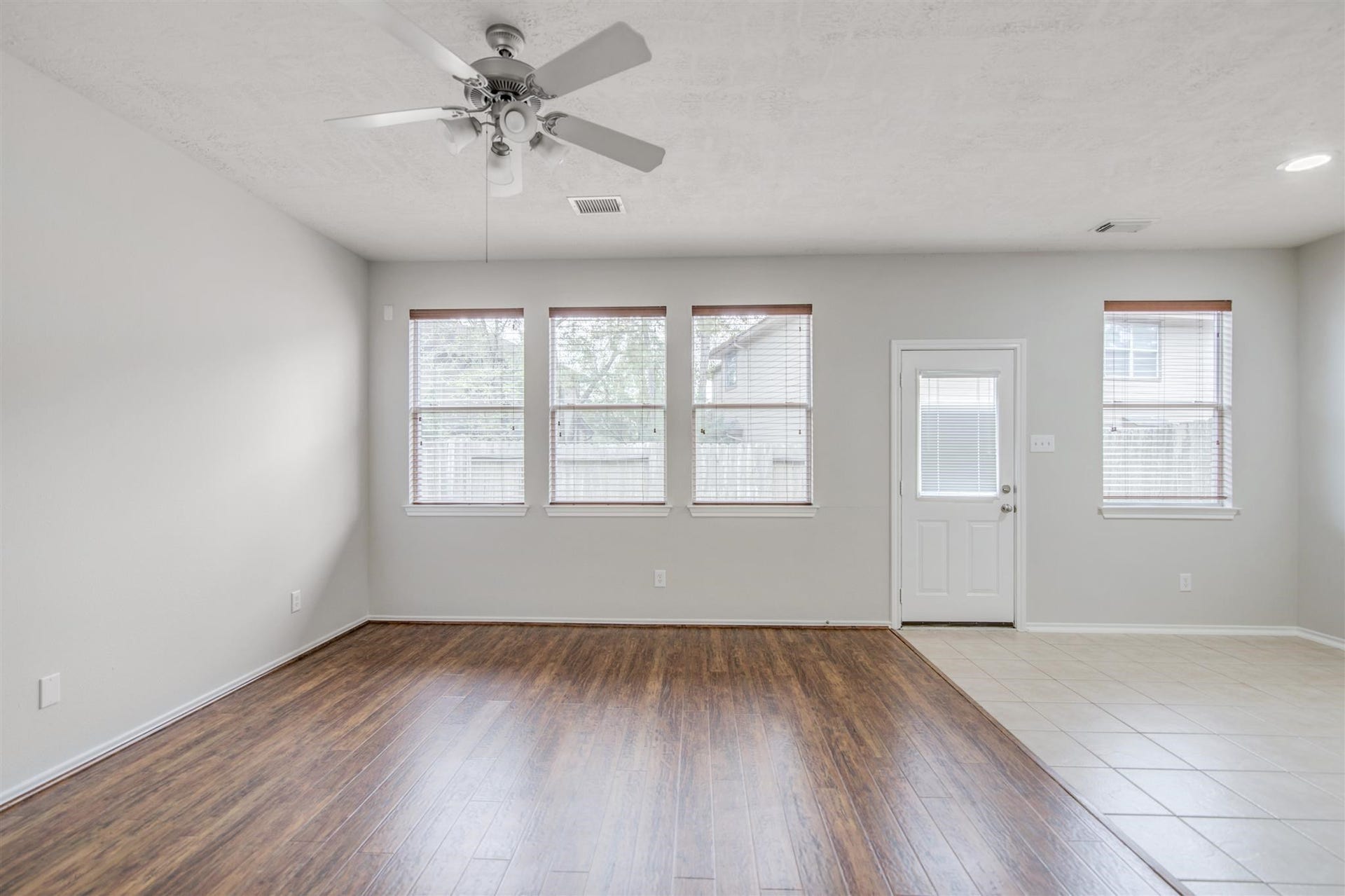 58 S Burberry Park Circle, The Woodlands, TX 77382 58 S Burberry Park Circle, The Woodlands, TX 77382