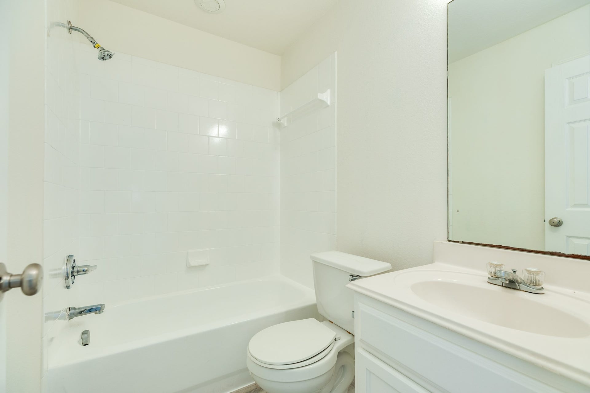 5061 Hauna Lane, Dickinson, TX 77539 5061 Hauna Lane, Dickinson, TX 77539