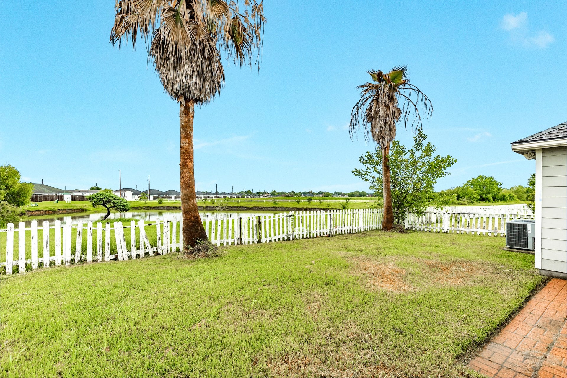 5061 Hauna Lane, Dickinson, TX 77539 5061 Hauna Lane, Dickinson, TX 77539