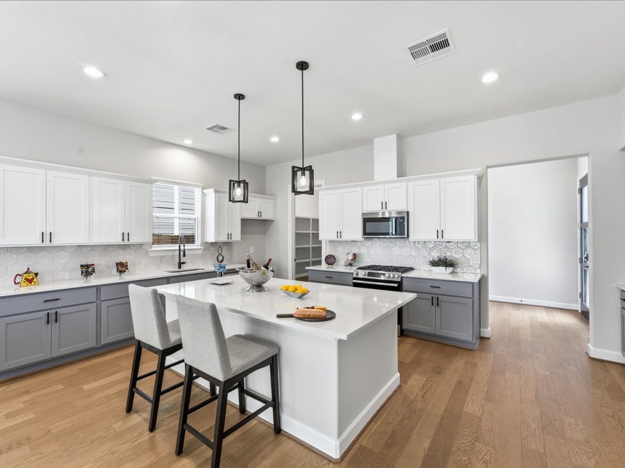 Property photo for 7208 Shadyvilla Lane, Houston, TX
