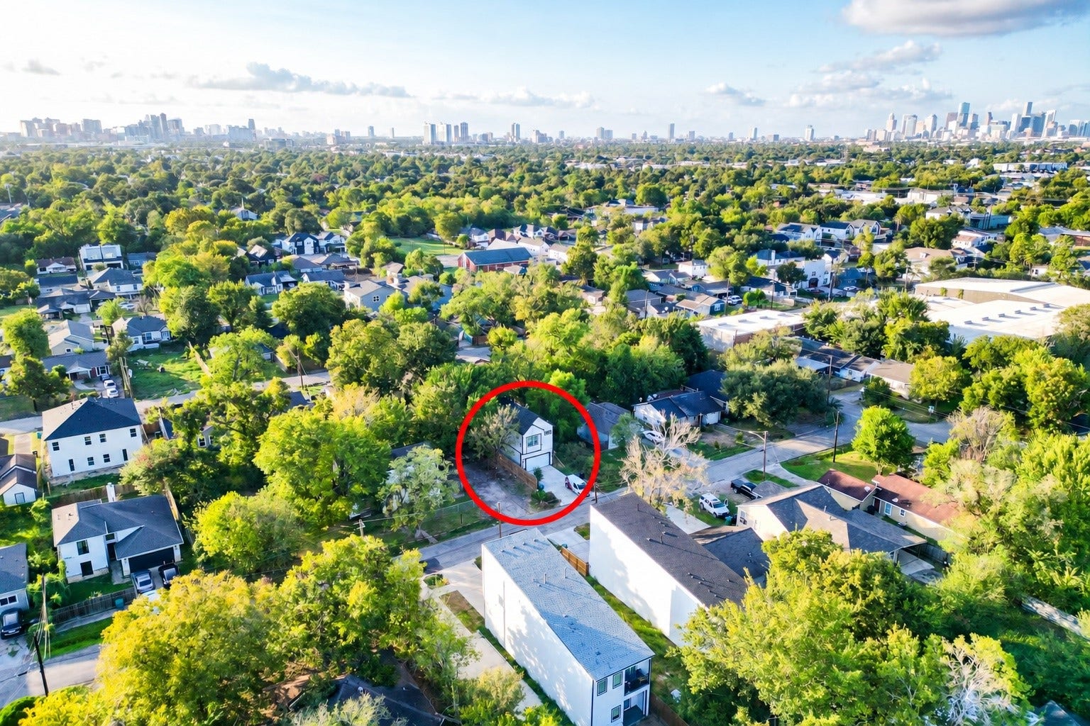 Aerial view with proximity to downtown