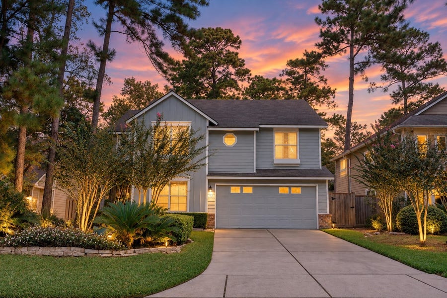 Property photo for 22 E New Avery Place, The Woodlands, TX