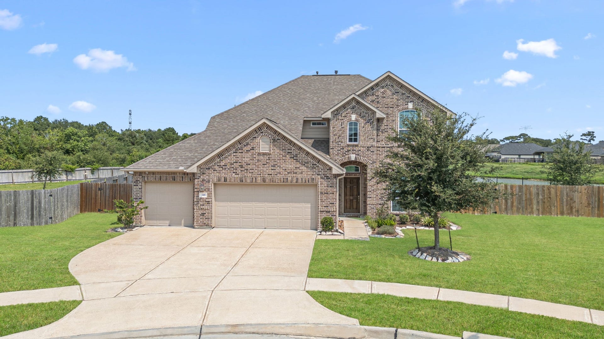 341 Burgundy Drive, Alvin, TX 77511 341 Burgundy Drive, Alvin, TX 77511