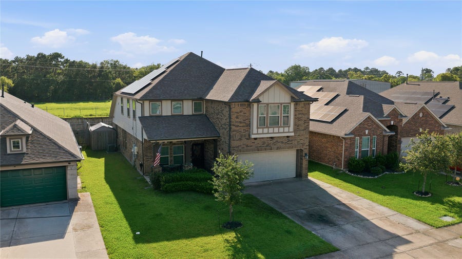 Property photo for 234 Dale Ridge Lane, Dickinson, TX