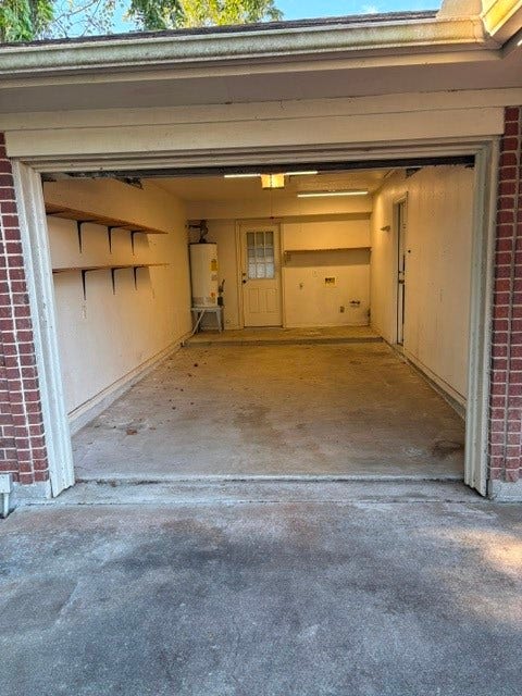 8029 Lawrence Street, Hitchcock, TX 77563 8029 Lawrence Street, Hitchcock, TX 77563