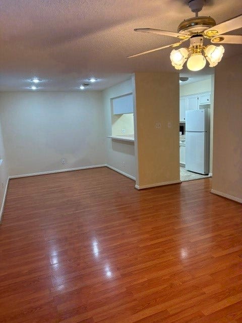 8029 Lawrence Street, Hitchcock, TX 77563 8029 Lawrence Street, Hitchcock, TX 77563
