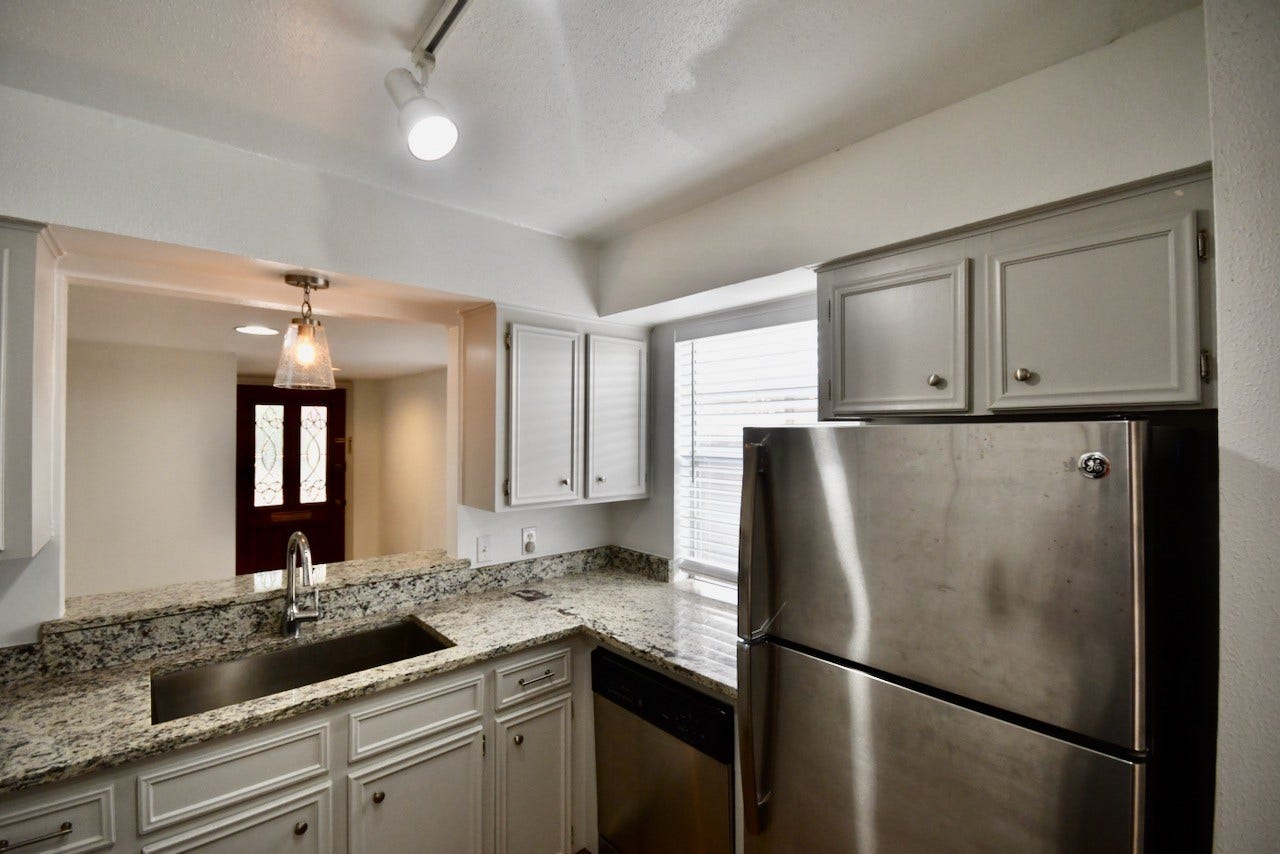 4404 Basswood Lane, Bellaire, TX 77401 4404 Basswood Lane, Bellaire, TX 77401