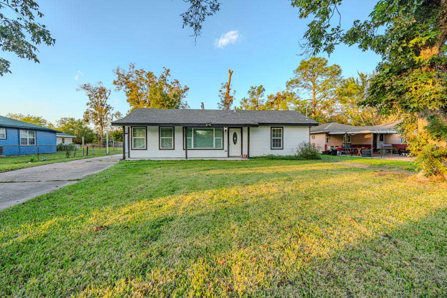 Property photo for 5107 Sycamore Avenue, Pasadena, TX