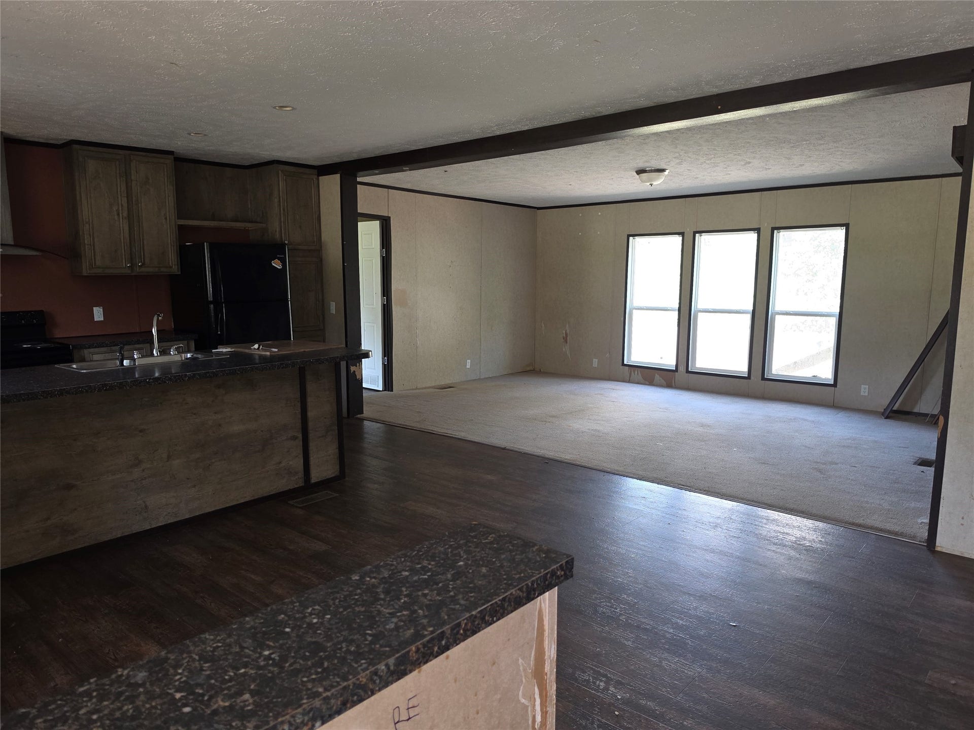20527 Lake Forest Drive E, Guy, TX 77444