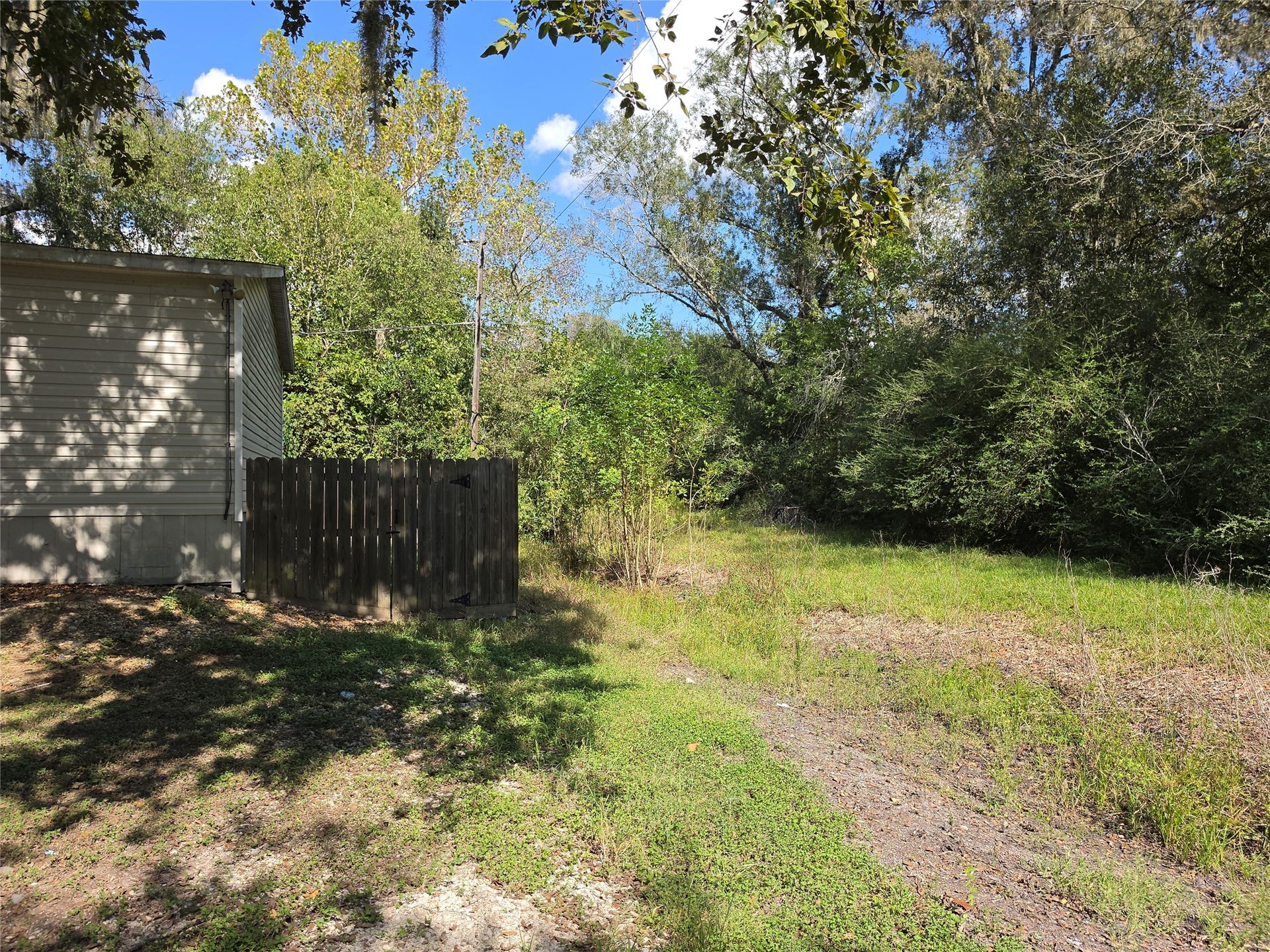 20527 Lake Forest Drive E, Guy, TX 77444