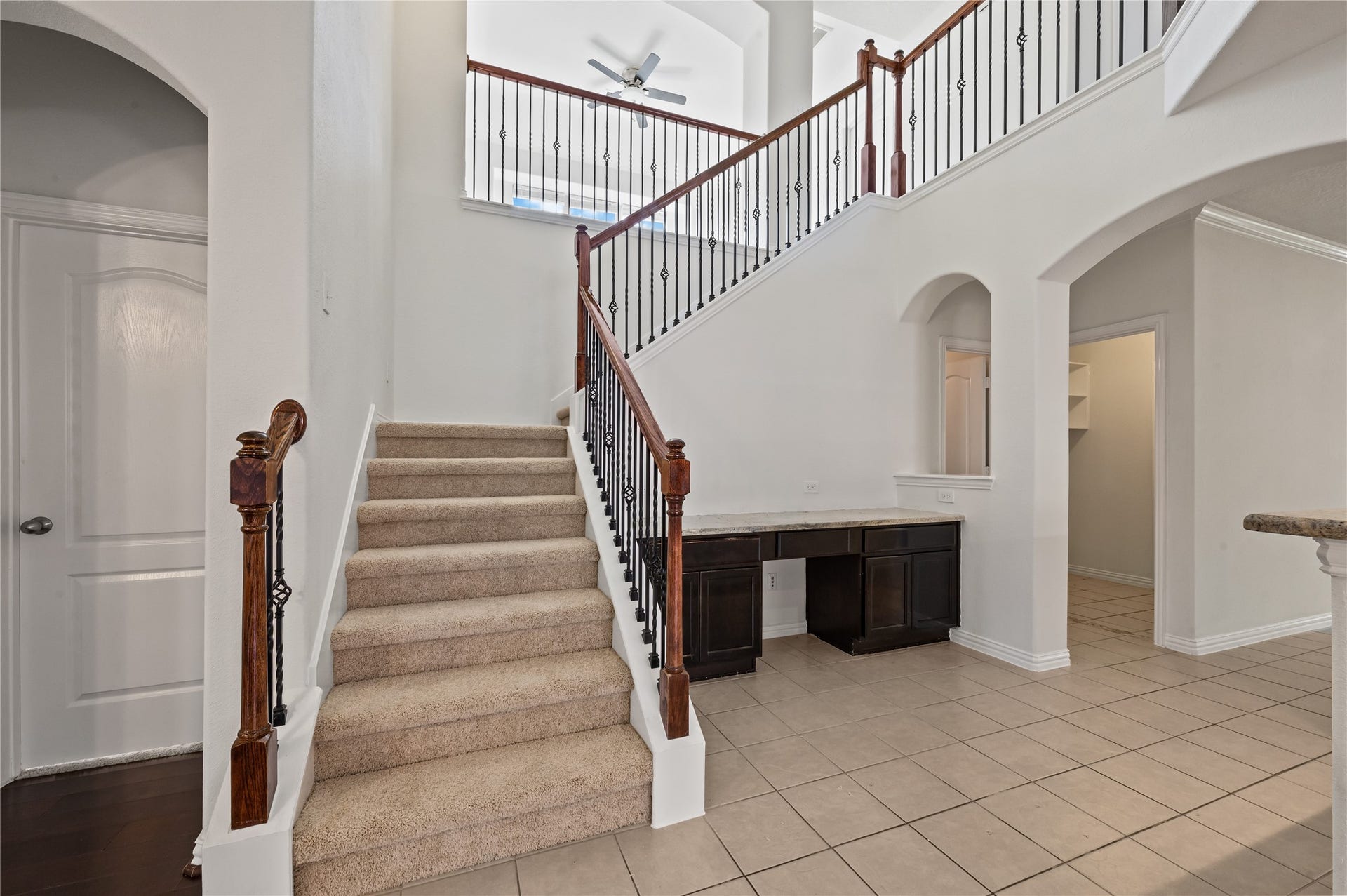19911 Pemetic Trail, Richmond, TX 77407 Staircase leading upstairs