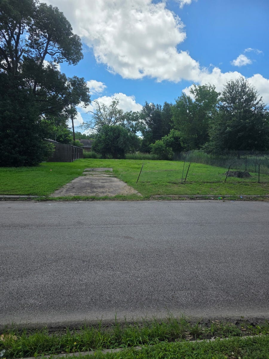Property photo for 6615 Sherwood Drive, Houston, TX