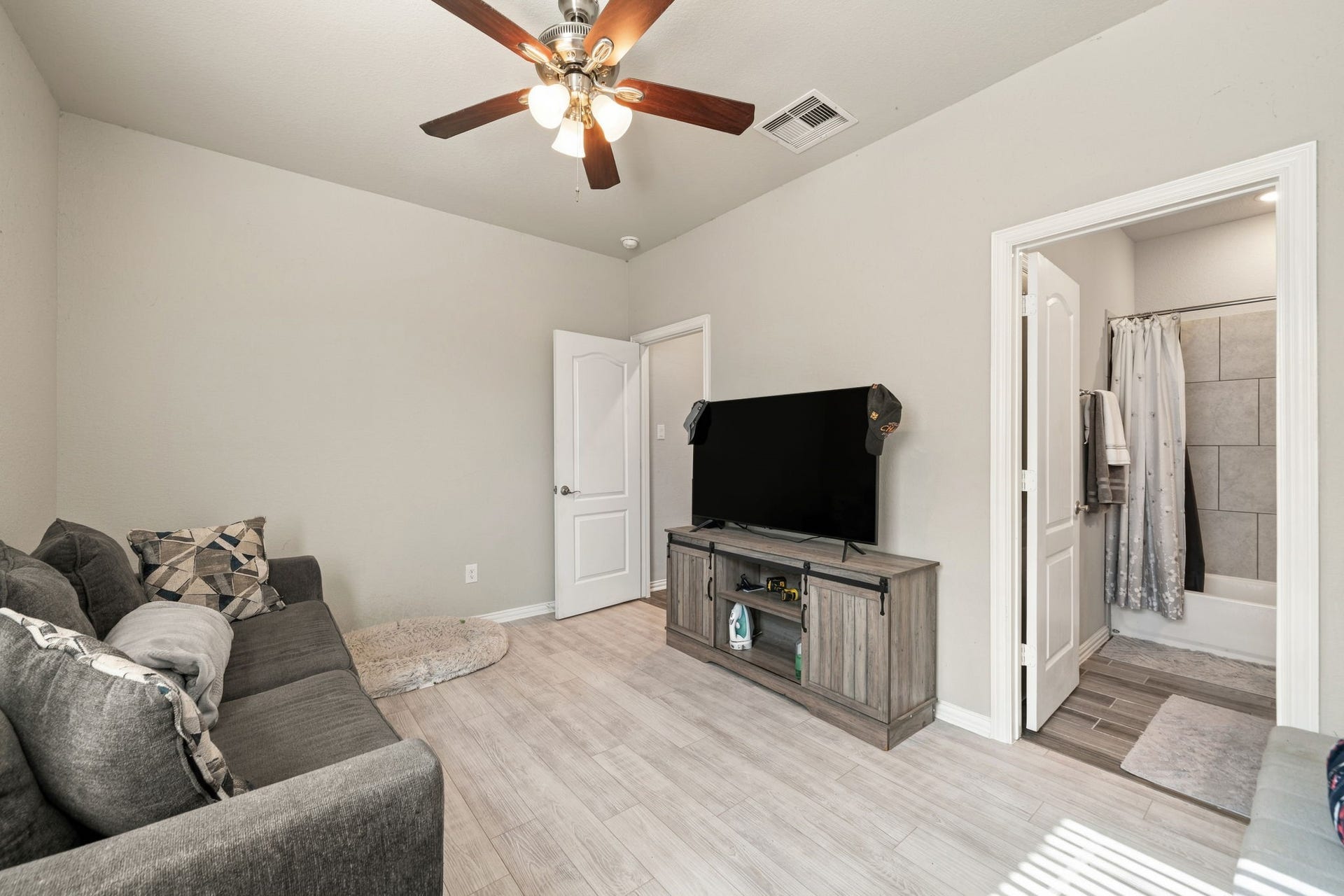 31410 Whitfield Court, Fulshear, TX 77441 31410 Whitfield Court, Fulshear, TX 77441