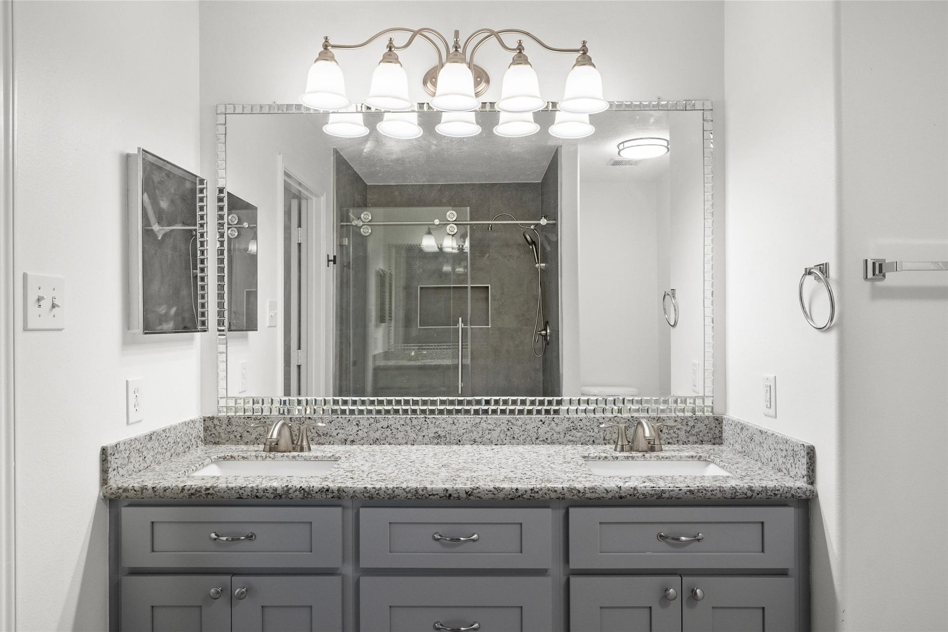 115 S Vesper Bend Circle, Spring, TX 77382 115 S Vesper Bend Circle, Spring, TX 77382