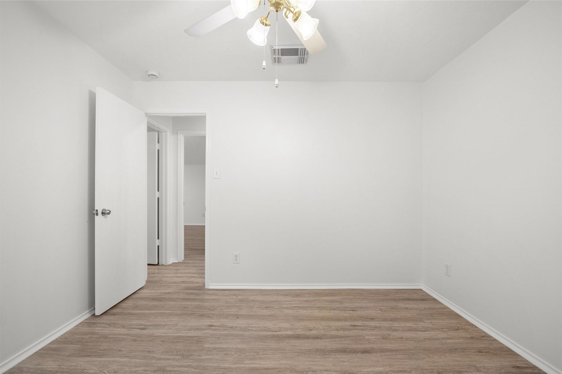 115 S Vesper Bend Circle, Spring, TX 77382 115 S Vesper Bend Circle, Spring, TX 77382