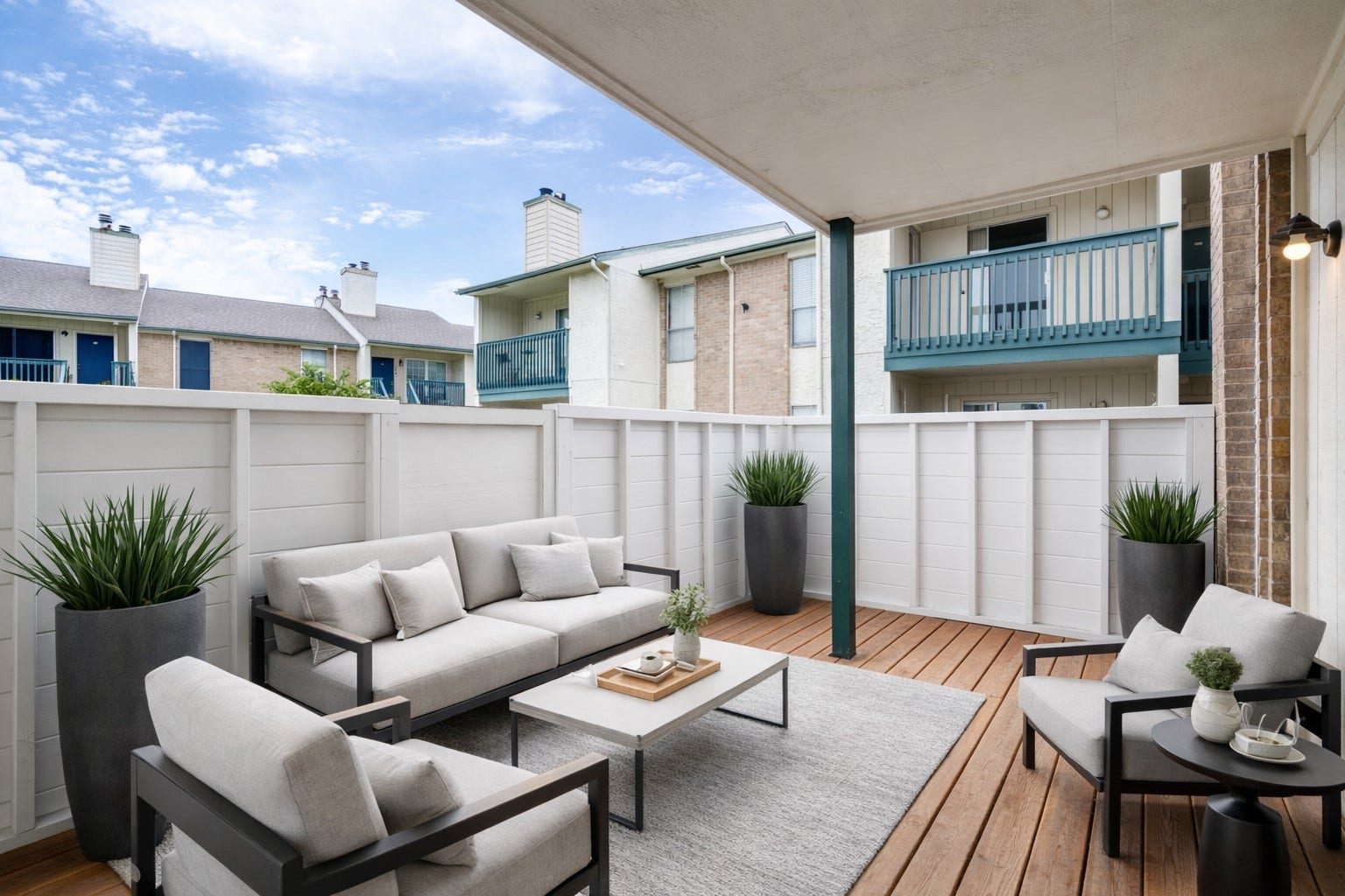 250 El Dorado Boulevard, #283, Houston, TX 77598 Enjoy relaxing on the back patio with a serene view overlooking the community pool. *Virtually staged