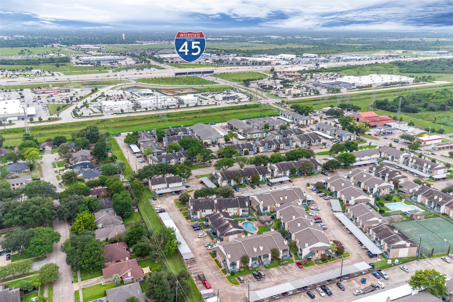 250 El Dorado Boulevard, #283, Houston, TX 77598 Aerial View of the community showcasing the close proximity of I45.