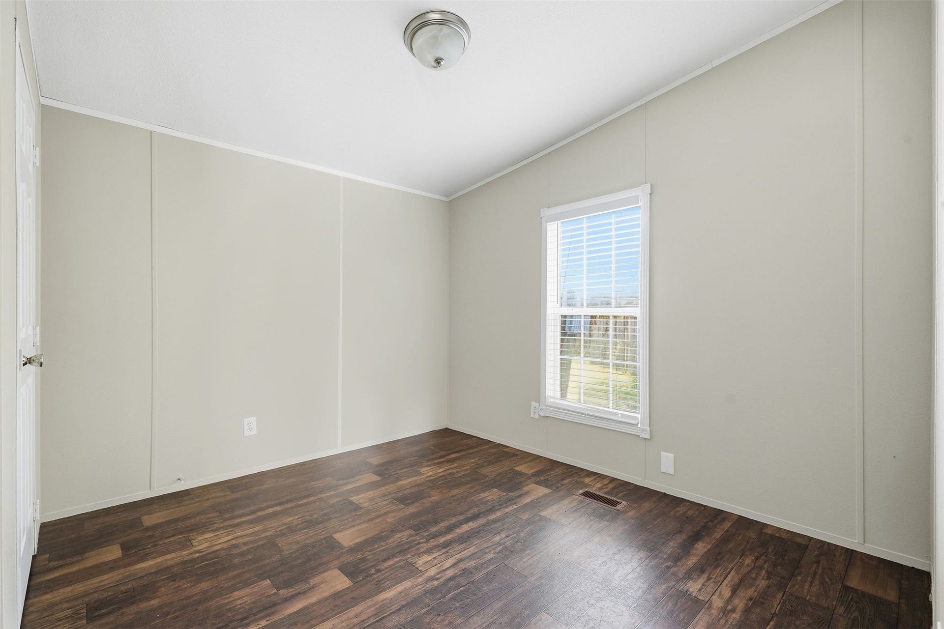 114 Dolphin Harbor N, Baytown, TX 77523 114 Dolphin Harbor N, Baytown, TX 77523