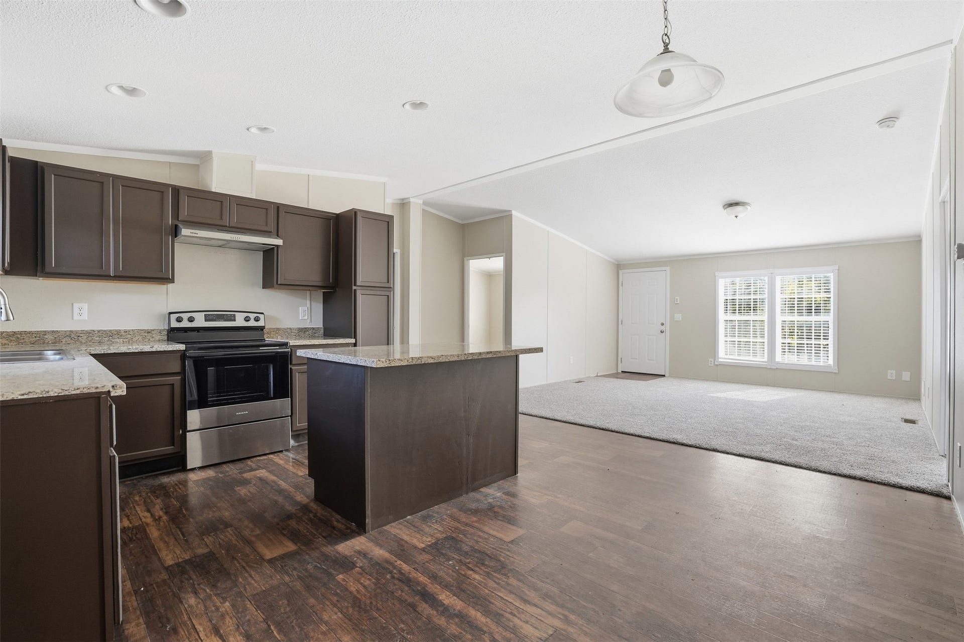 114 Dolphin Harbor N, Baytown, TX 77523 114 Dolphin Harbor N, Baytown, TX 77523