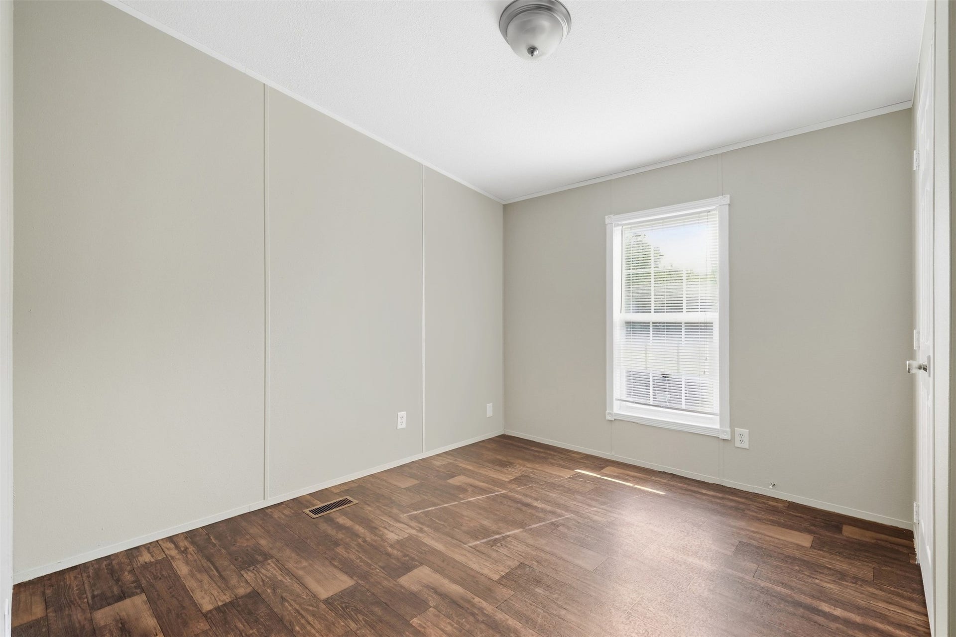 114 Dolphin Harbor N, Baytown, TX 77523 114 Dolphin Harbor N, Baytown, TX 77523
