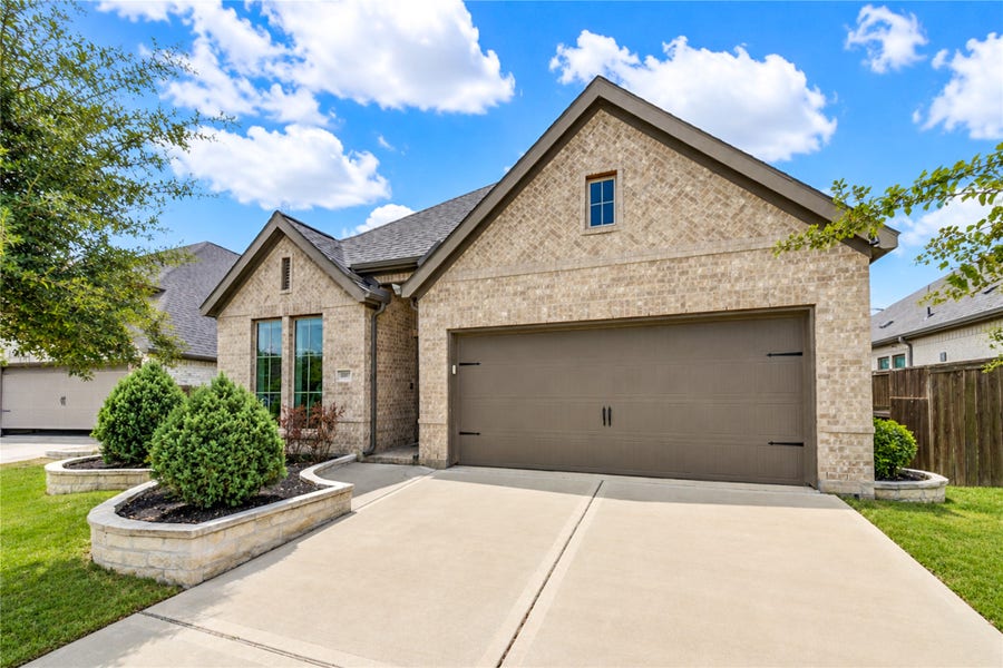 Property photo for 6907 Myrtle Drive, Katy, TX