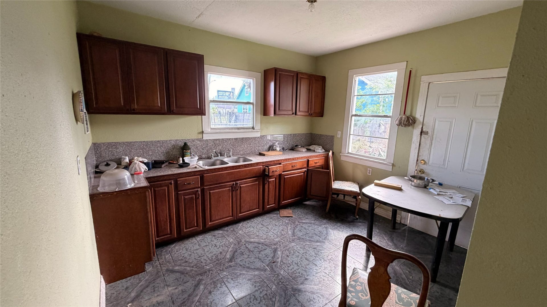 2409 Elysian Street, Houston, TX 77009