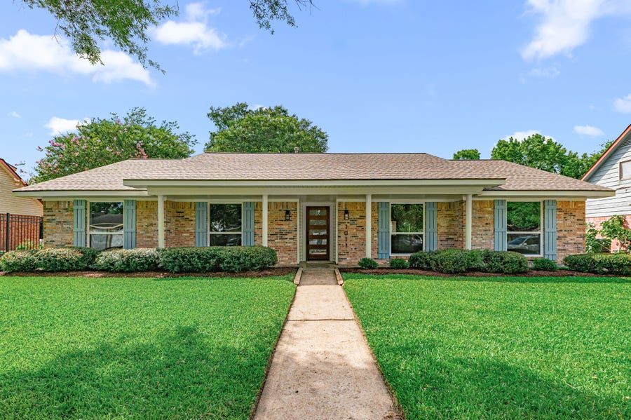 Property photo for 1011 Festival Drive, Houston, TX