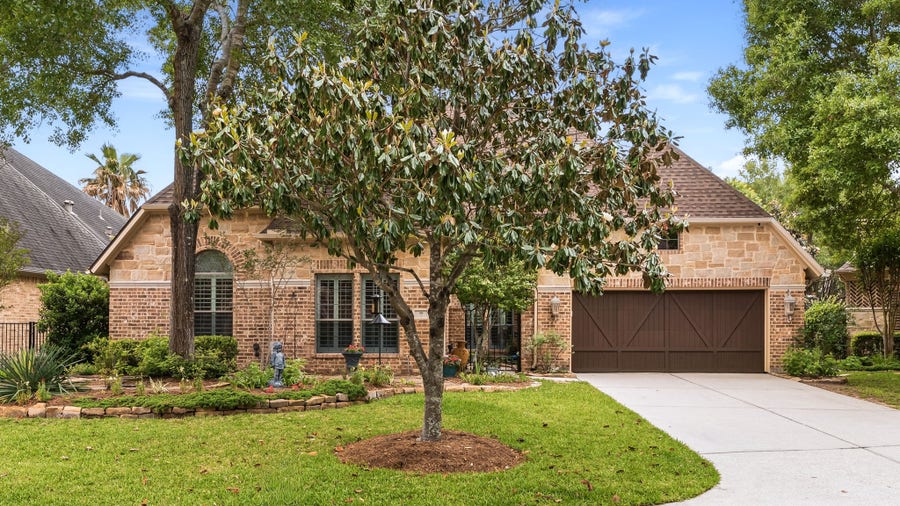 Property photo for 99 N Mews Wood Court, The Woodlands, TX