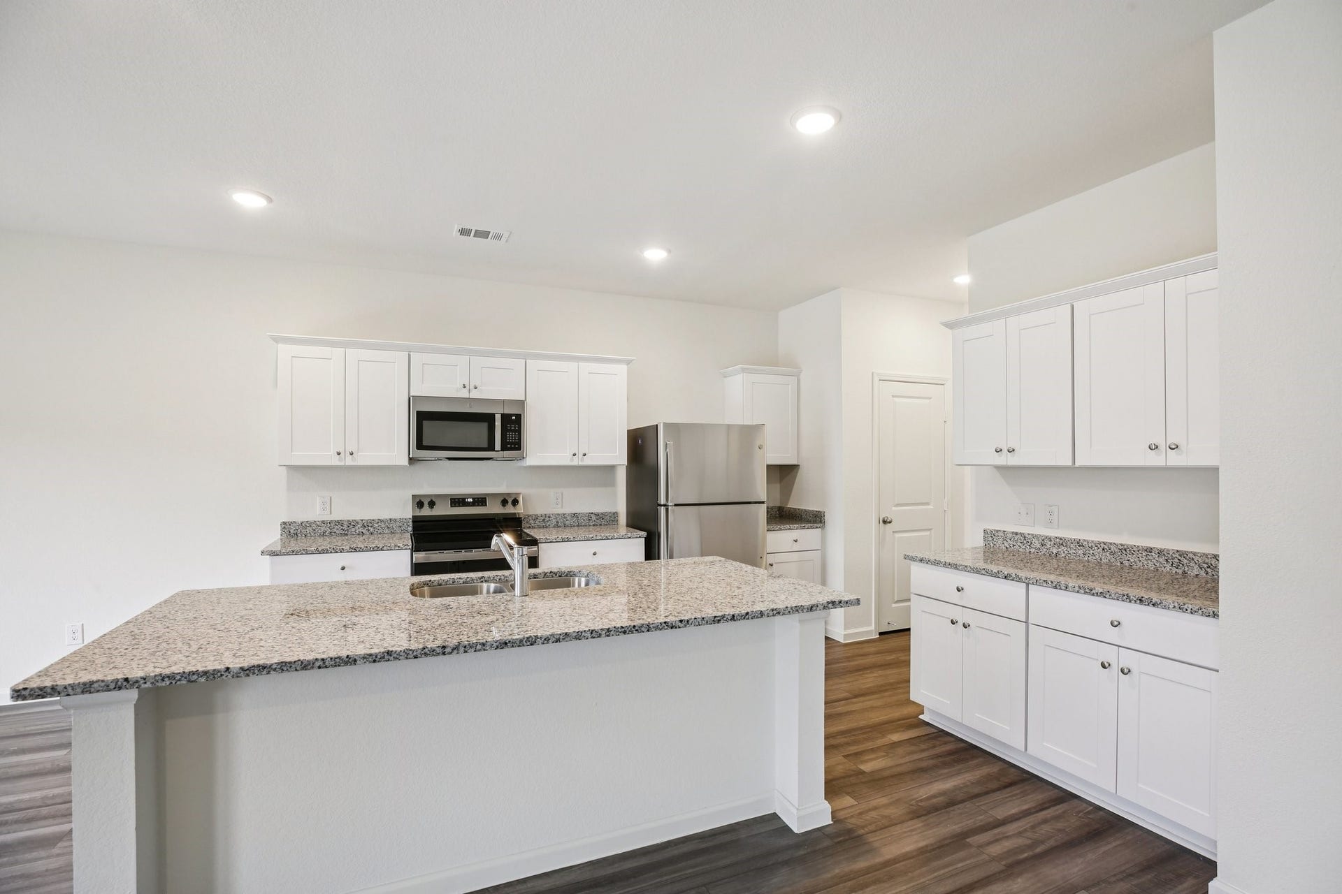 2206 Blue Mariner Path, Dickinson, TX 77539 representative photo