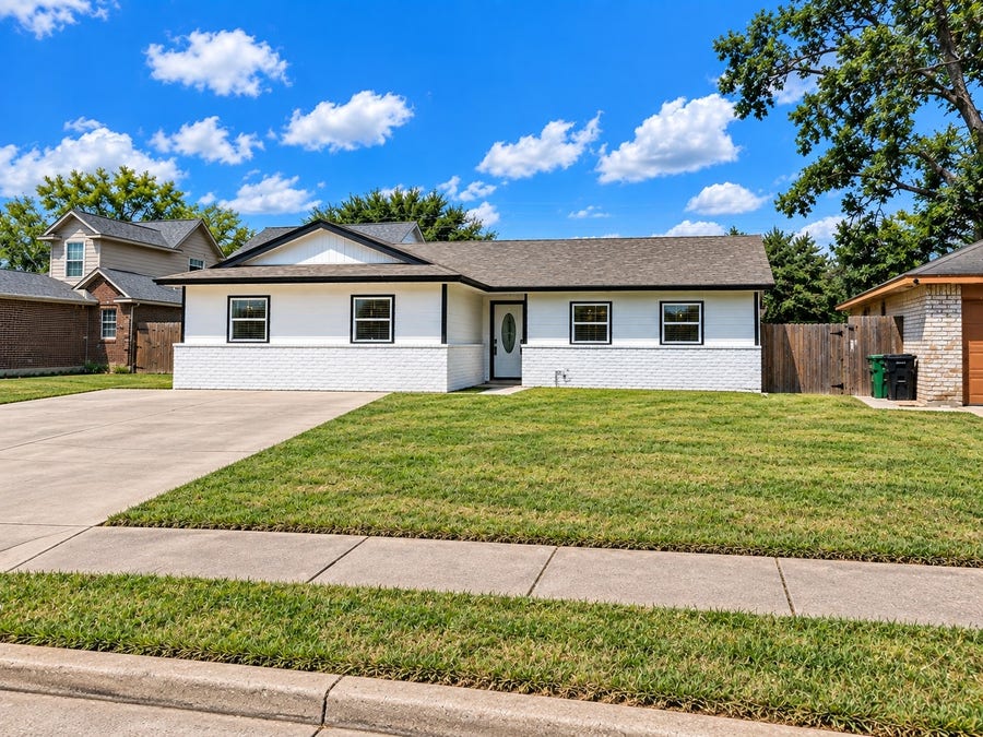Property photo for 4910 Croker Ridge Road, Houston, TX