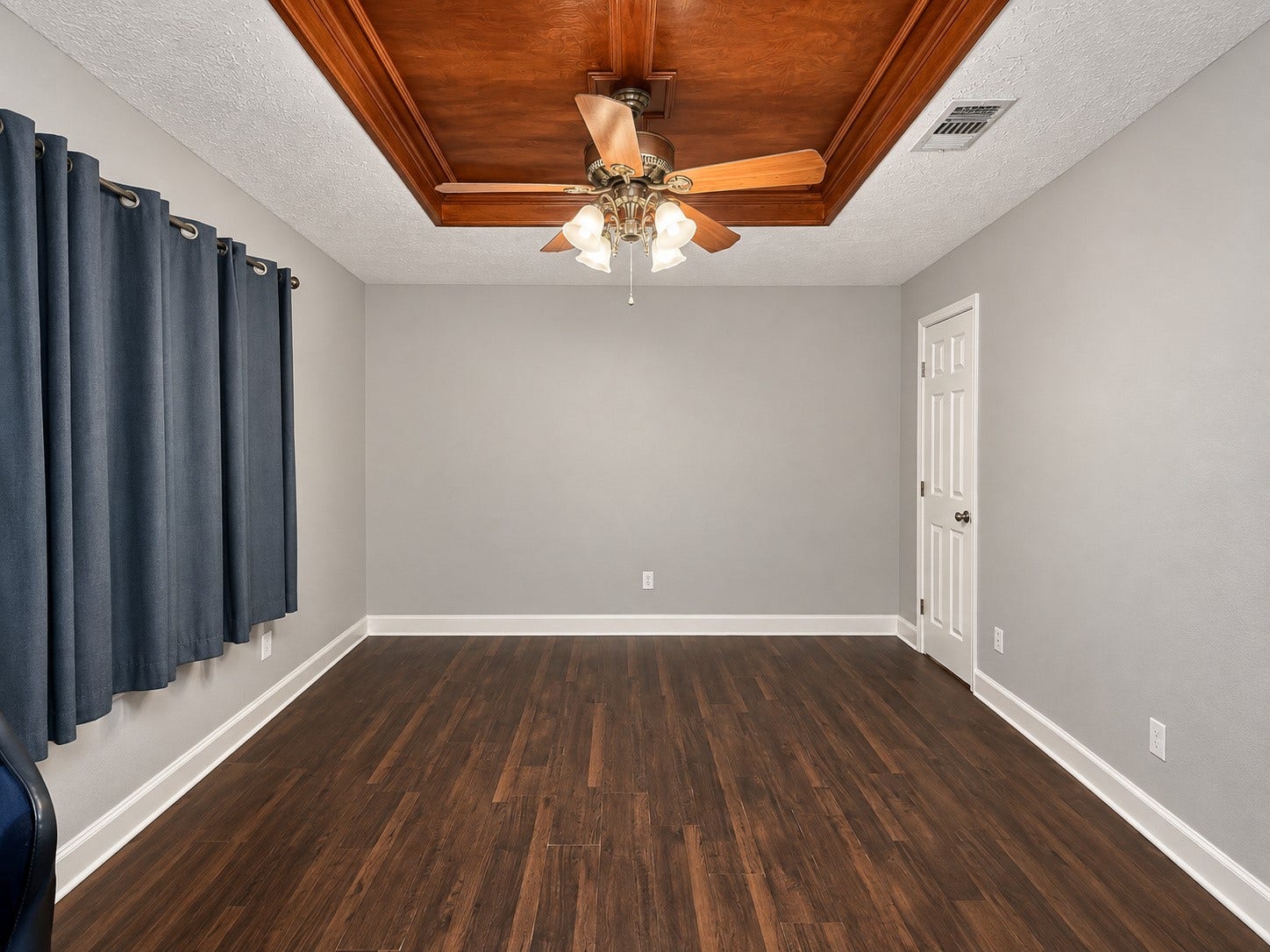 6102 Canada Drive, Pasadena, TX 77505