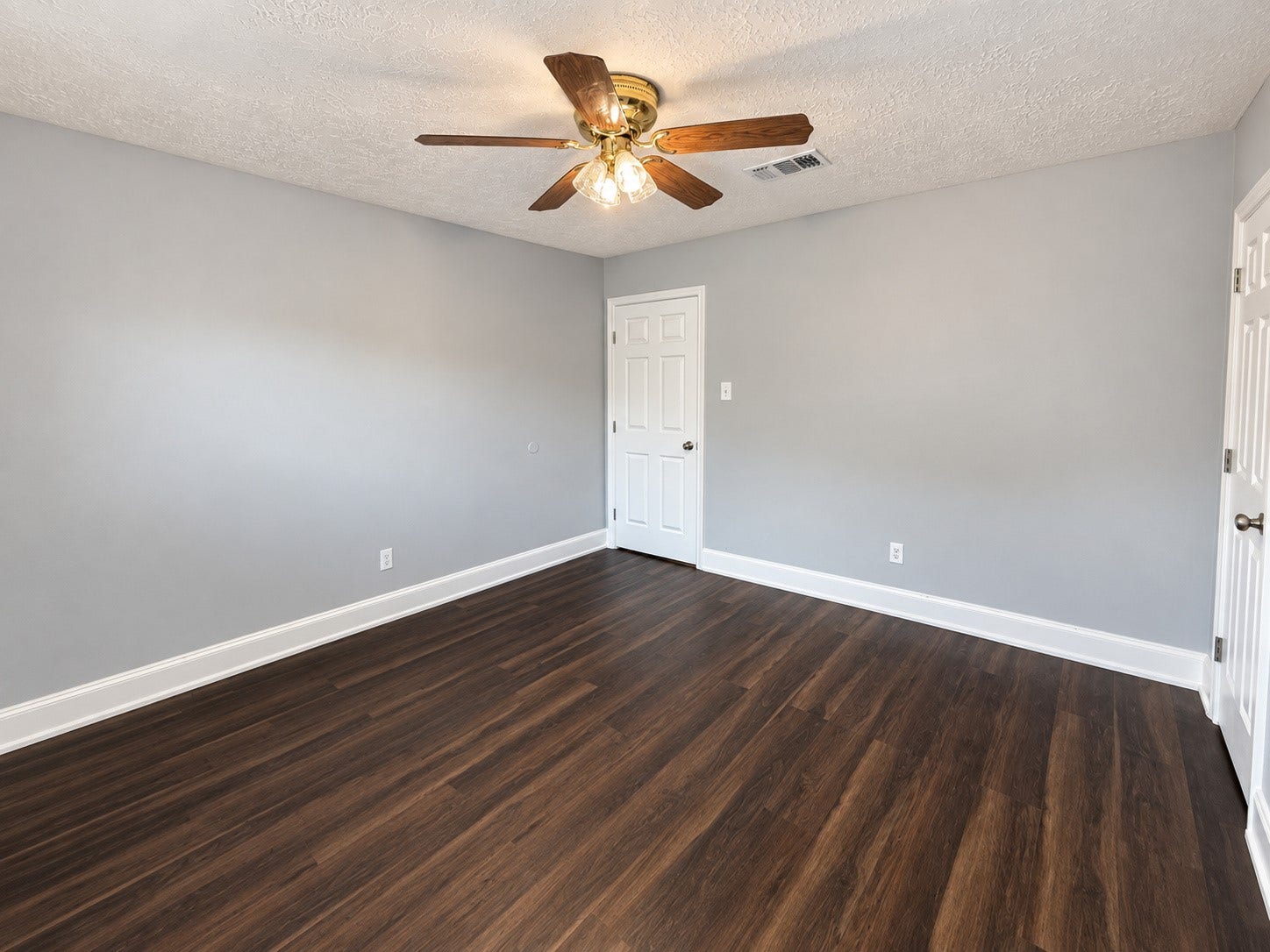 6102 Canada Drive, Pasadena, TX 77505
