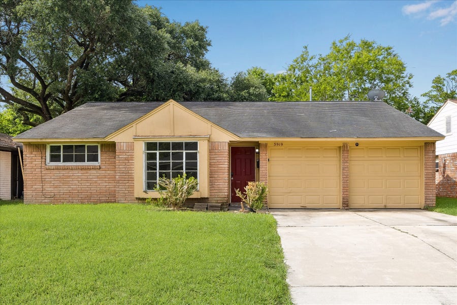 Property photo for 3919 Heatherbrook Drive, Houston, TX