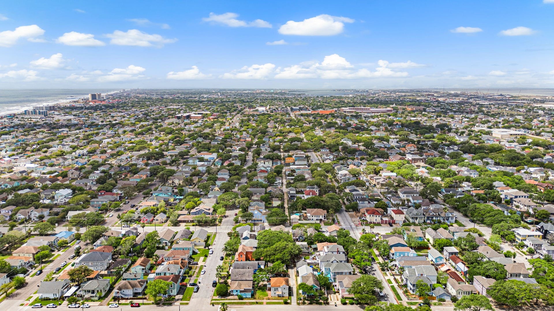 1913 30th Street, Galveston, TX 77550 1913 30th Street, Galveston, TX 77550