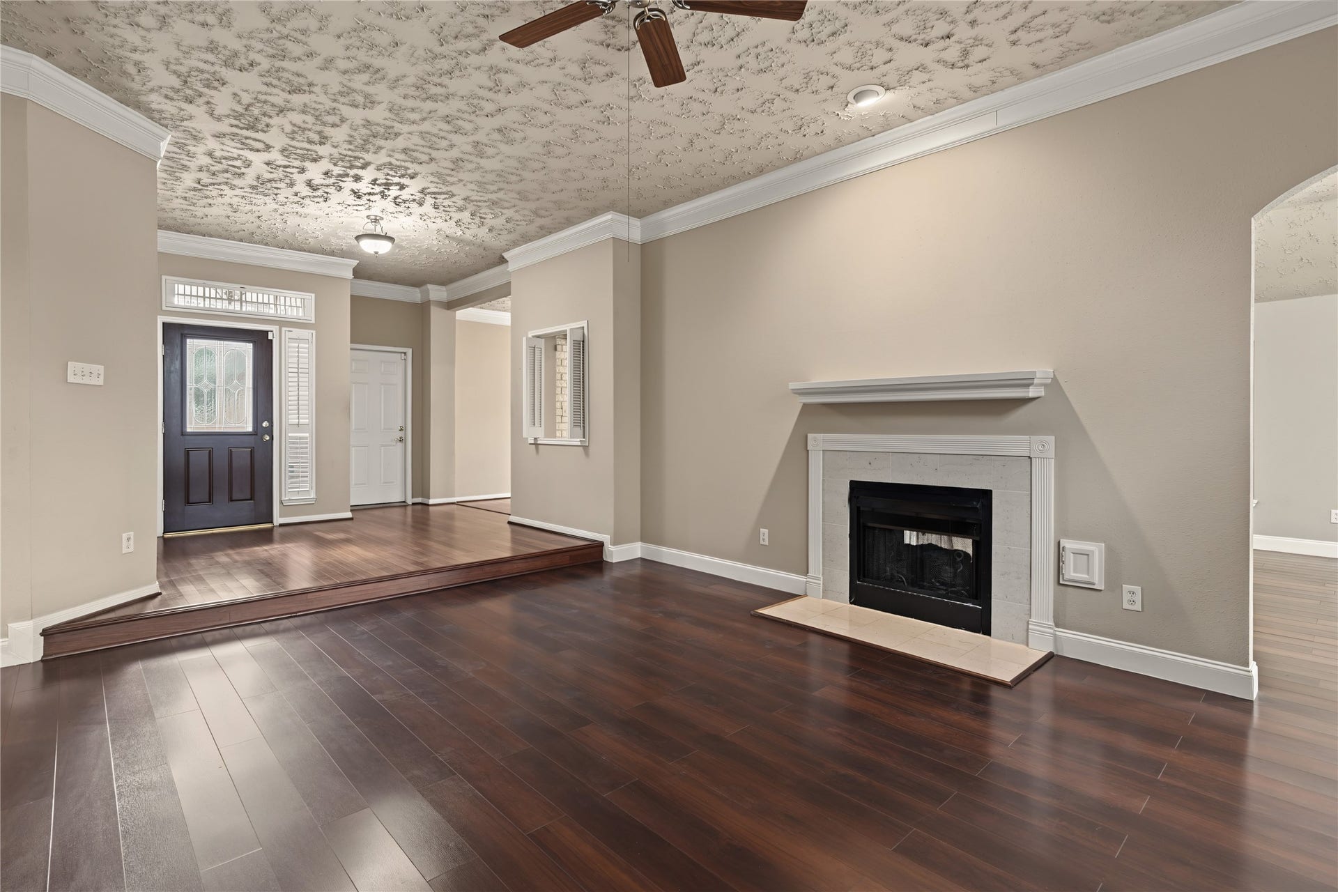 835 Maplewood Falls Court, Houston, TX 77062 835 Maplewood Falls Court, Houston, TX 77062