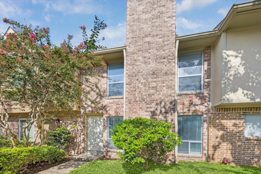 Property photo for 2501 Bering Drive, #5, Houston, TX