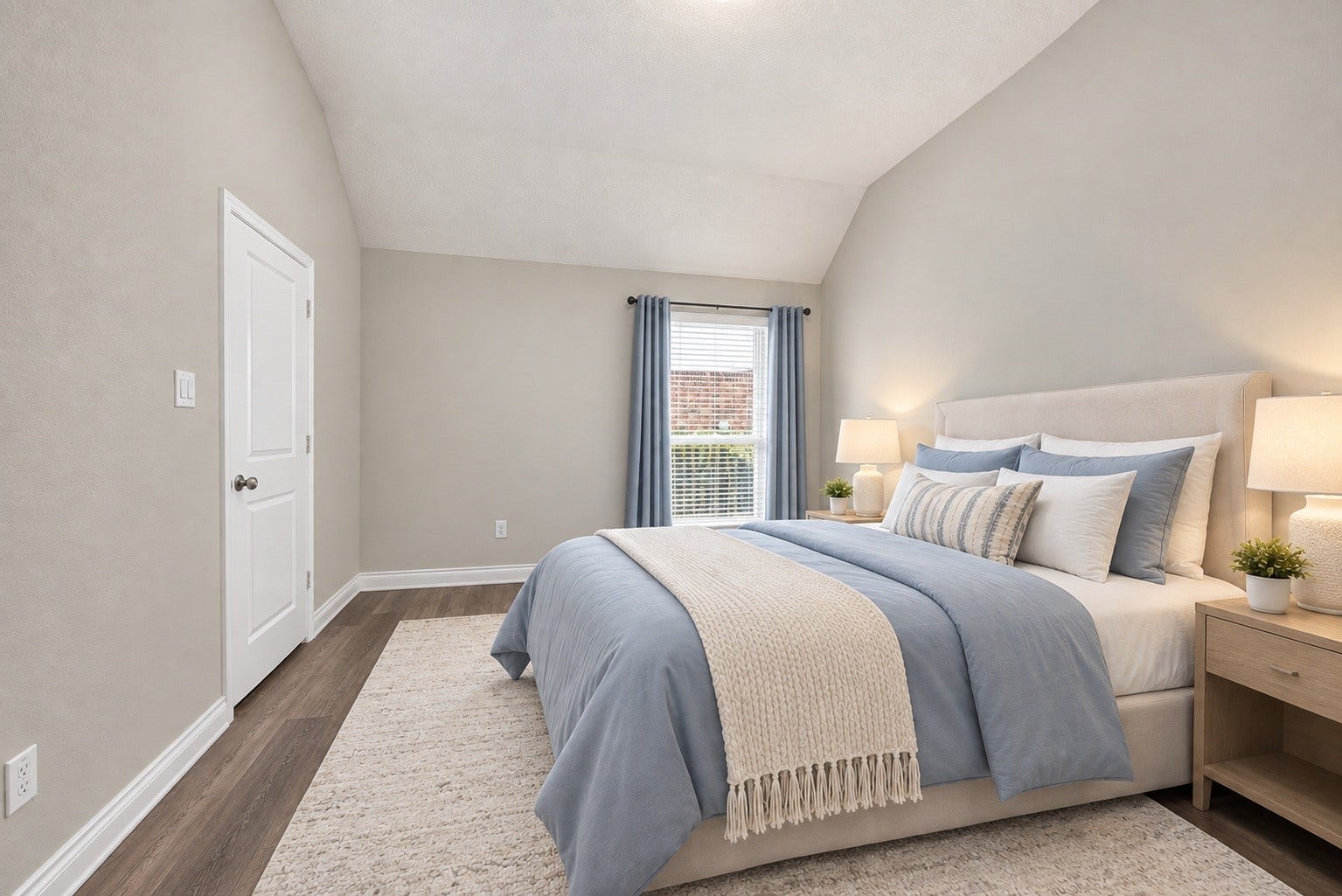 4003 Birch Vale Lane, Sugar Land, TX 77479 Serene third bedroom offering a restful haven for family members of any age. (virtual staged)