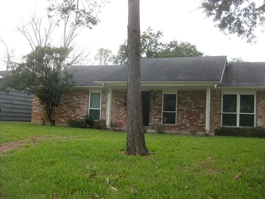Property photo for 1907 Sedgie Drive, Houston, TX