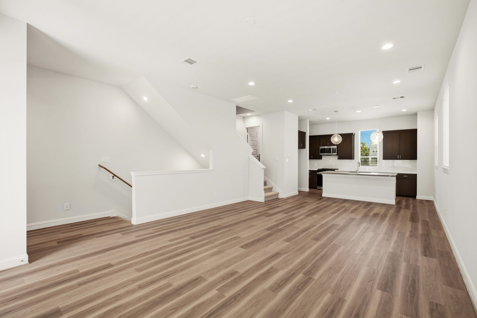1811 Mills Street, Houston, TX 77026 Living, Dining, Kitchen