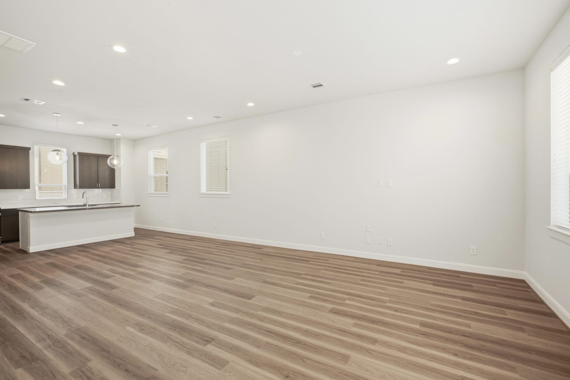 1811 Mills Street, Houston, TX 77026 Living, Dining, Kitchen